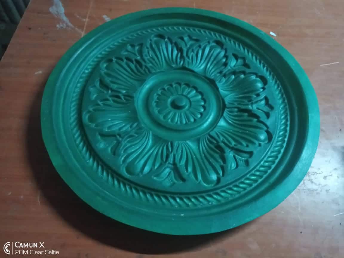 we make molds for making gypsum medallions