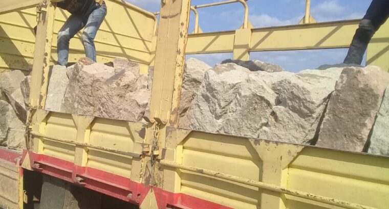 Bush stones / foundation hard stones