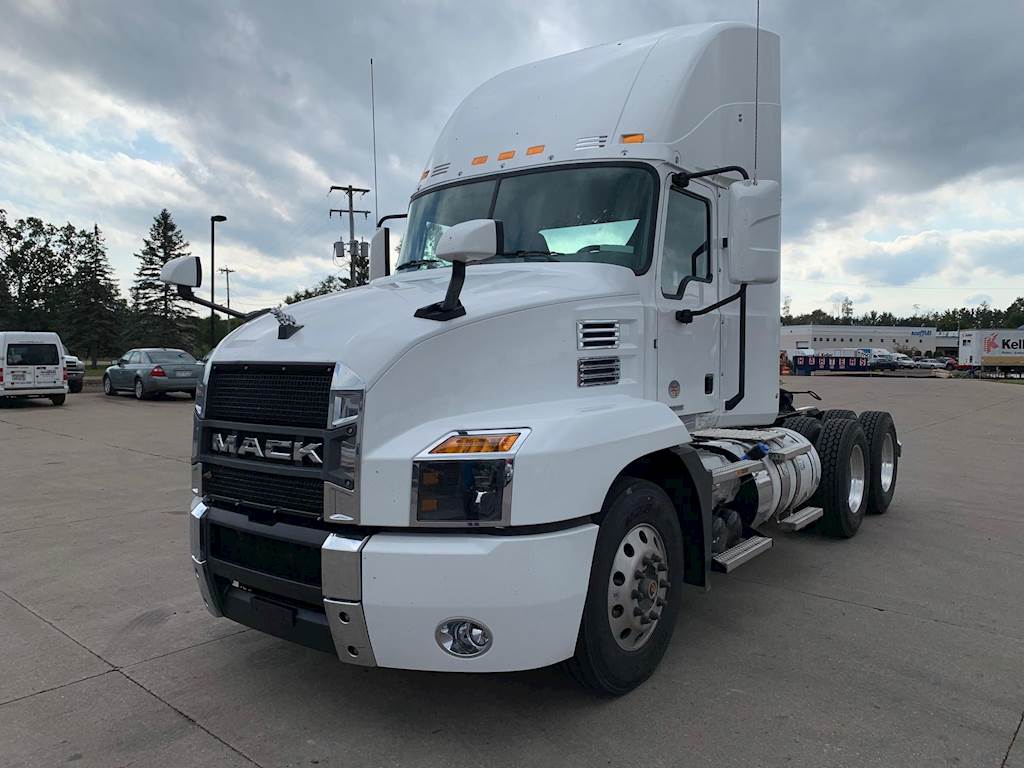 2021 Mack Anthem 48″ Sleeper For Sale