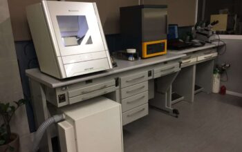 Roland DWX-52D 5-Axis Dental Milling Machine