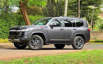 Toyota Land Cruiser GR-SPORT