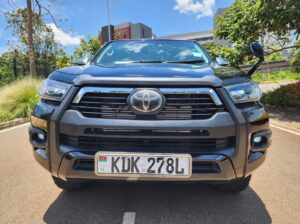 TOYOTA HILUX REVOLUTION