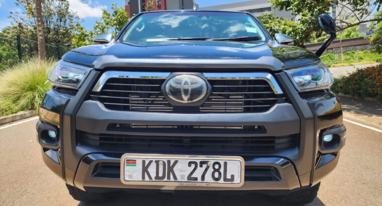 TOYOTA HILUX REVOLUTION