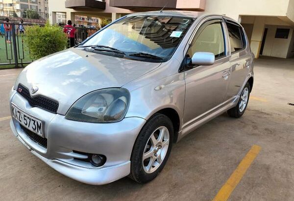 Toyota Vits RS,