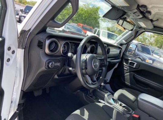 Selling My 2020 Jeep Wrangler Unlimited Sport S 4W