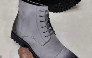 Casual boots