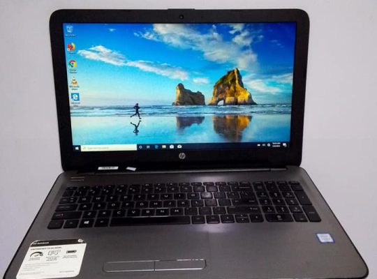 HP 15 core i3 touchscreen