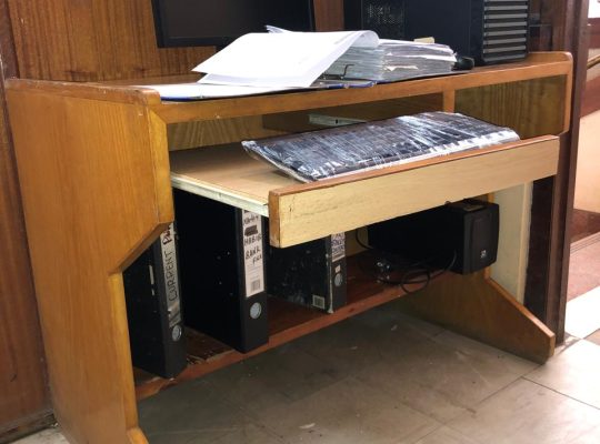 desktop computer with computer table
