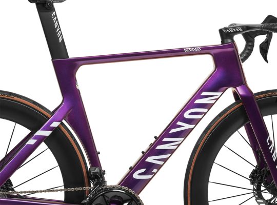 2024 Canyon Aeroad CFR Di2 Road Bike